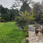 Frühstückspension Le Chai De La Rose Et Seances Bien Etre