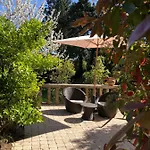 Le Chai De La Rose Et Seances Bien Etre 3* Doué-la-Fontaine