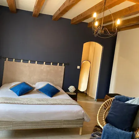 Le Chai De La Rose Et Seances Bien Etre 住宿加早餐酒店