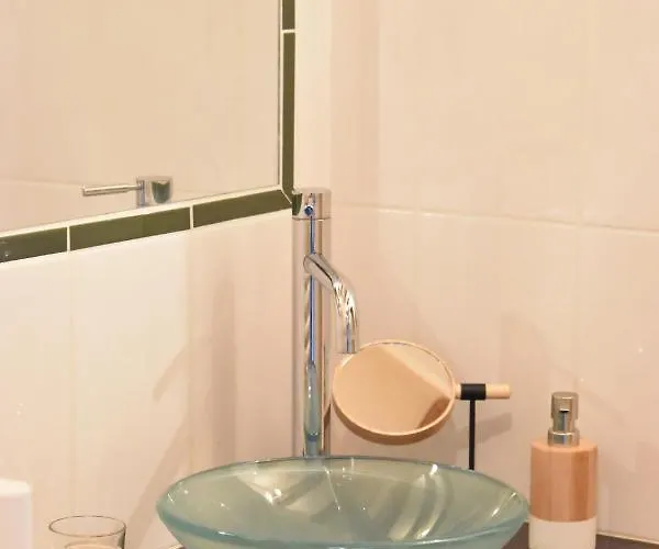 Le Chai De La Rose Et Seances Bien Etre 3*