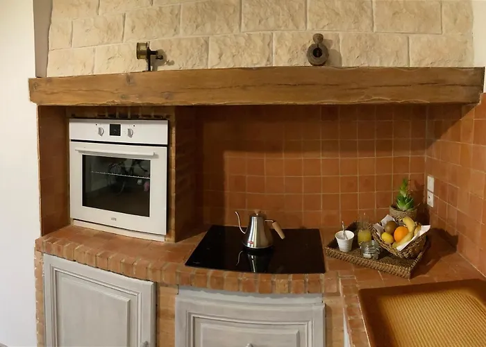 Le Chai De La Rose Et Seances Bien Etre B&B