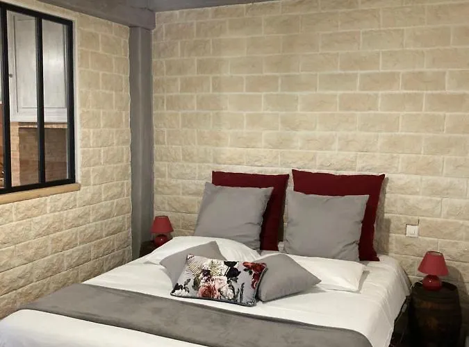 Le Chai De La Rose Couette-café 3*