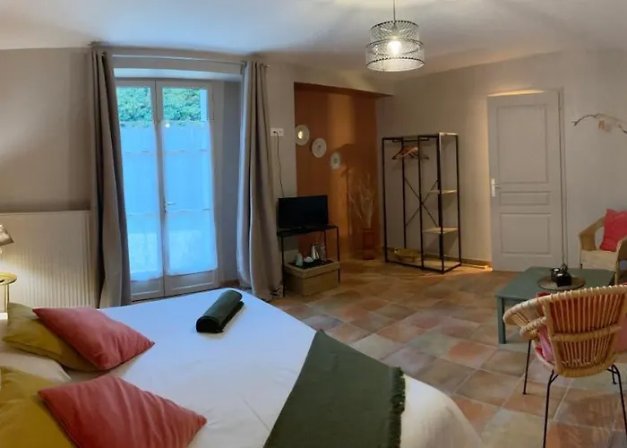 Le Chai De La Rose Couette-café Doué-la-Fontaine