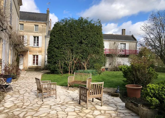 فندق مبيت وإفطار Le Chai De La Rose Et Seances Bien Etre Doué-la-Fontaine